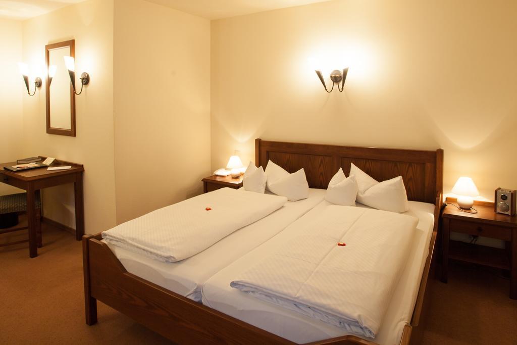 Hotel & Restaurant Klosterhof Dresden Kamer foto